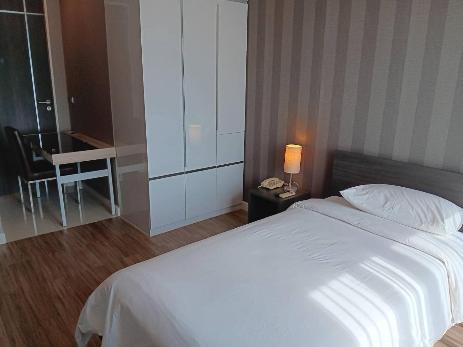 J Residence Thonglor 8 방콕 외부 사진