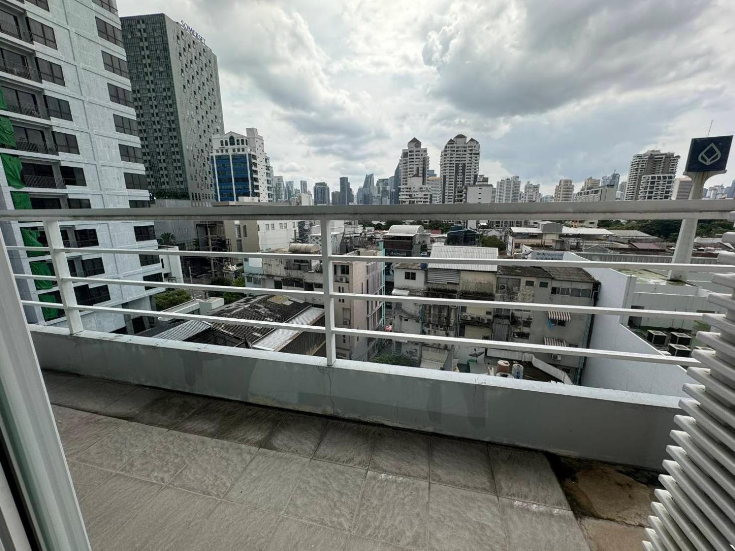 J Residence Thonglor 8 방콕 외부 사진